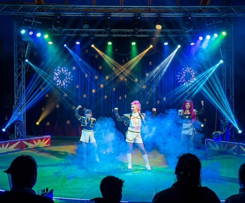 Actuación Guerreras K-Pop